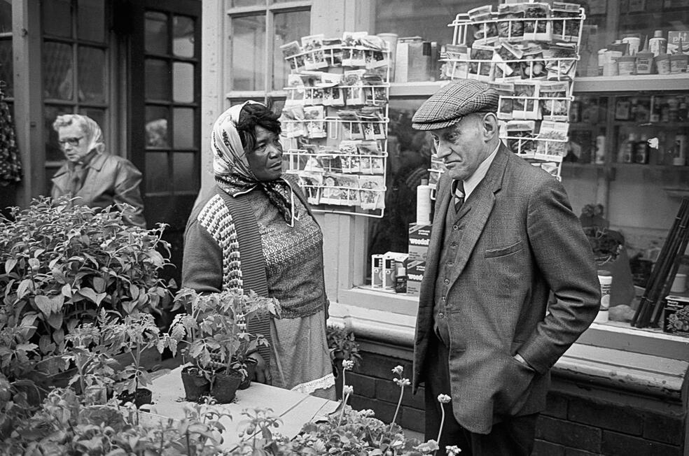 10. Plant Stall Debate, Stockport Collection